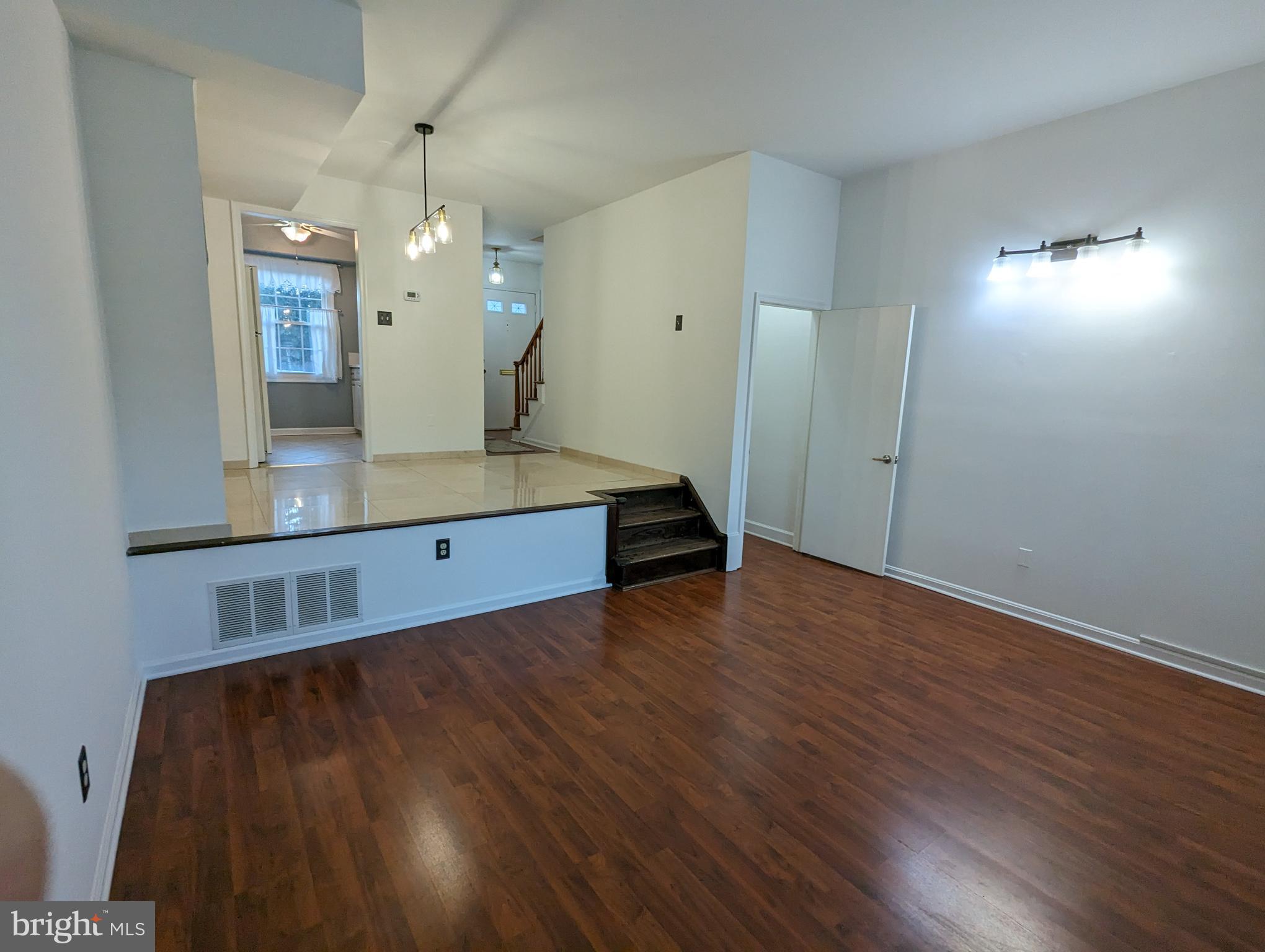 5845 Rexford Drive, Unit 721 Springfield, VA 22152 - Photo 8 of 28 step down living room