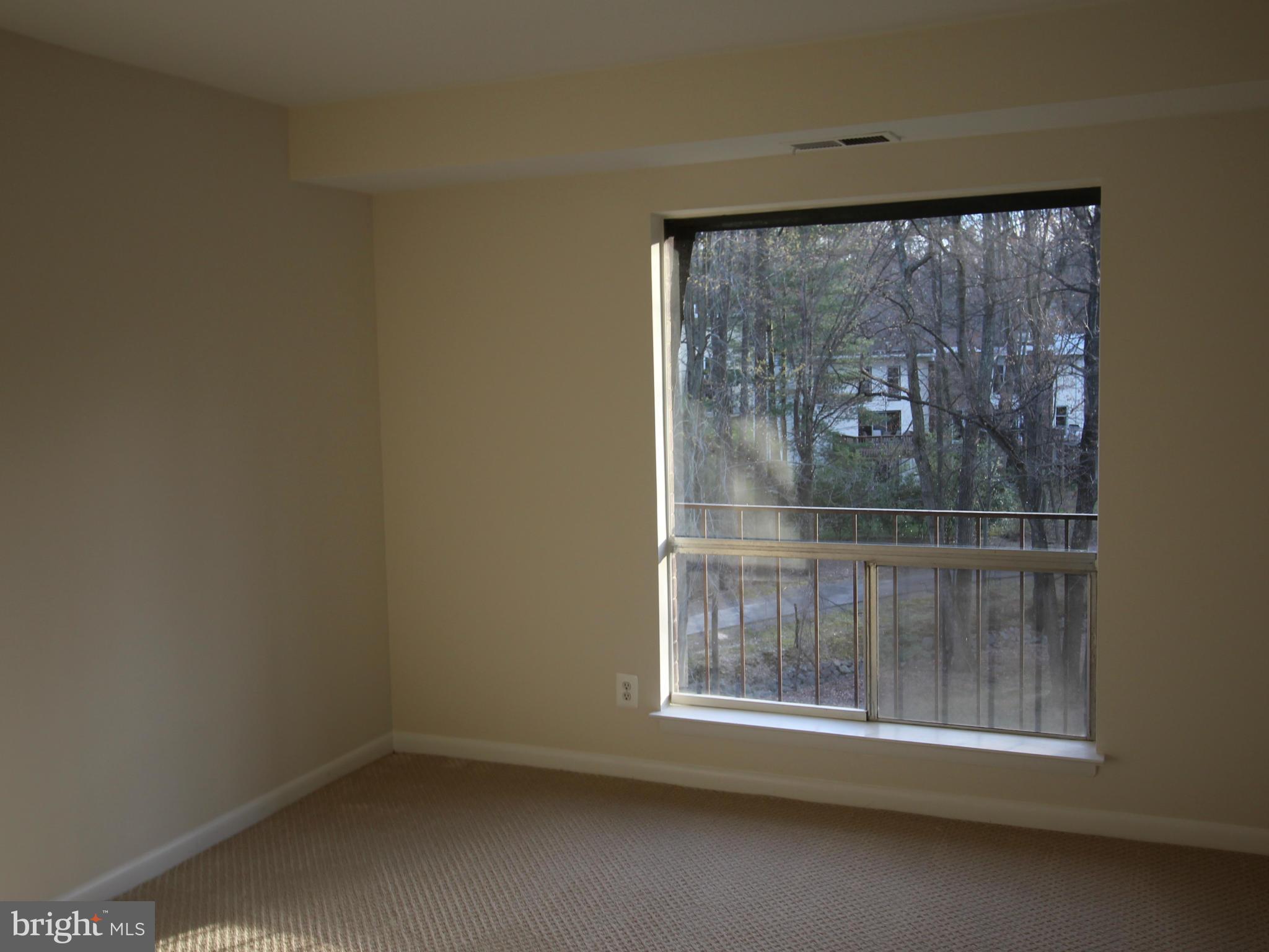 11627 Vantage Hill Road, Unit 21B Reston, VA 20190 - Photo 8 of 10 Bedroom