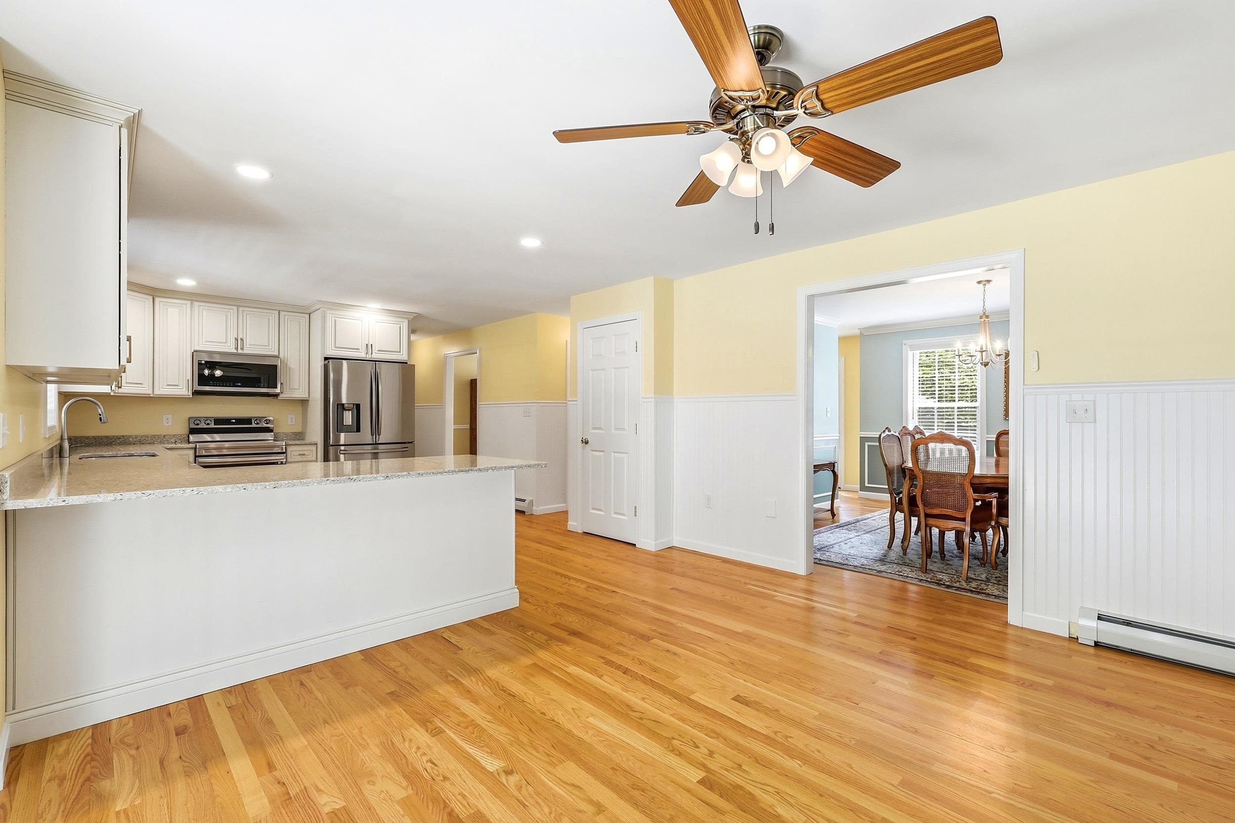 694 Walnut Street Manchester, NH 03104 - Photo 16 of 36