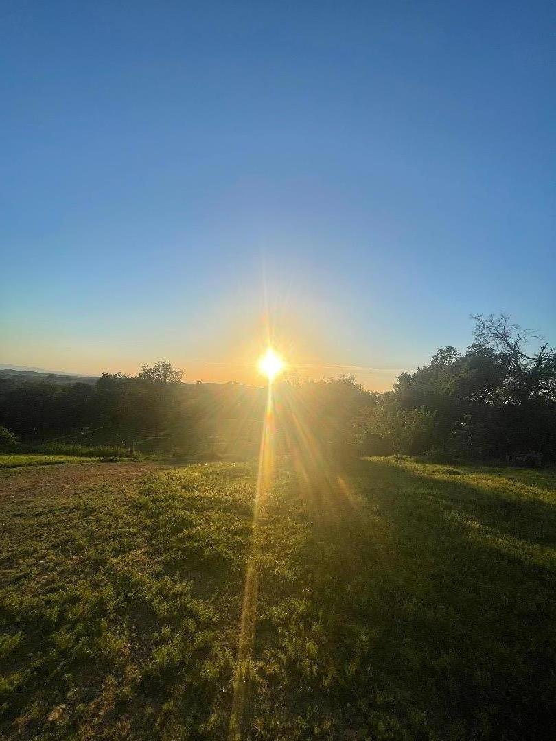 0 Avacado Road Oroville, CA 95966 - Photo 3 of 19 a view of an ocean from a room