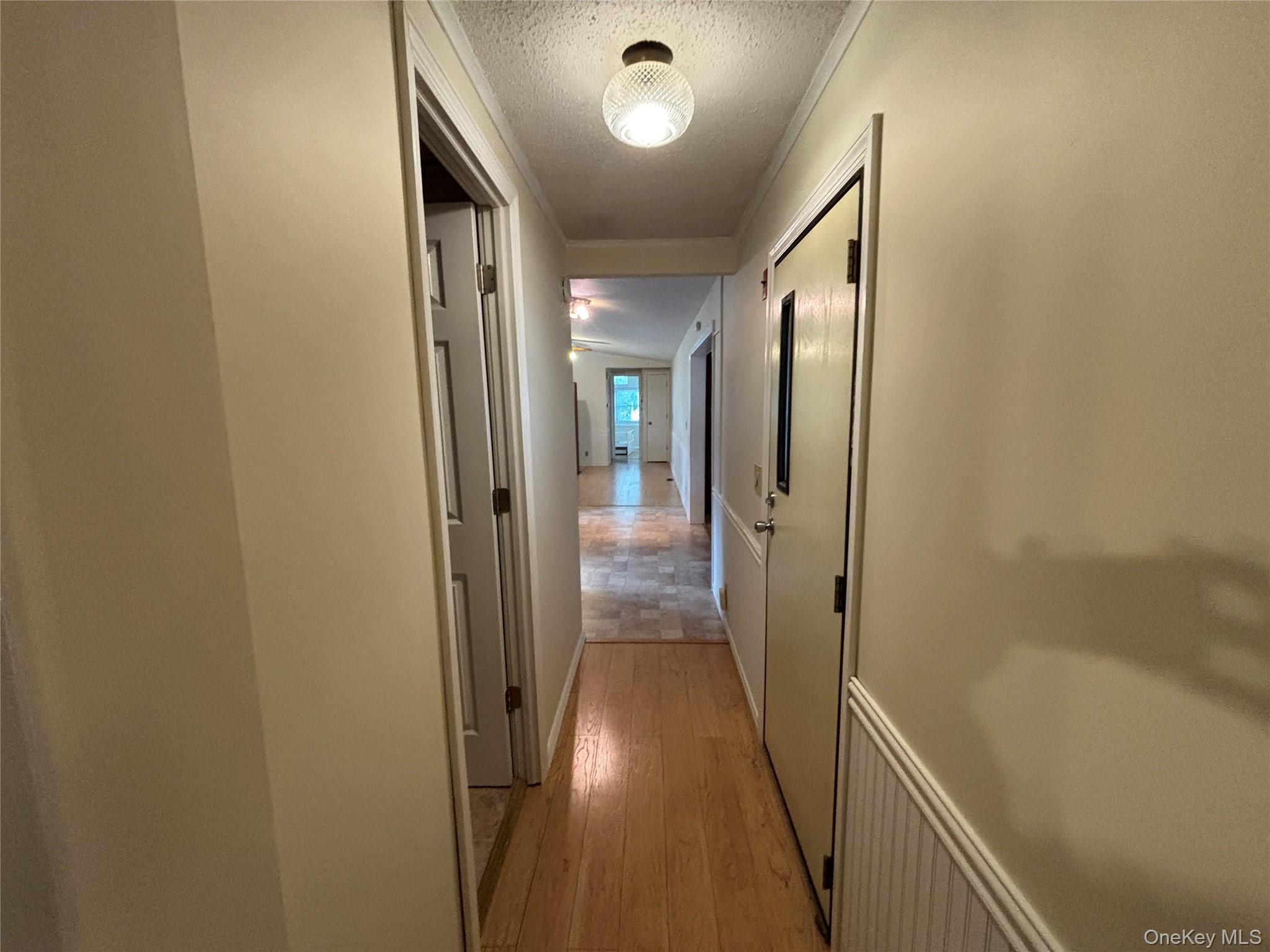 1661 Old Country Road, Unit 233 Riverhead, NY 11901 - Photo 16 of 35
