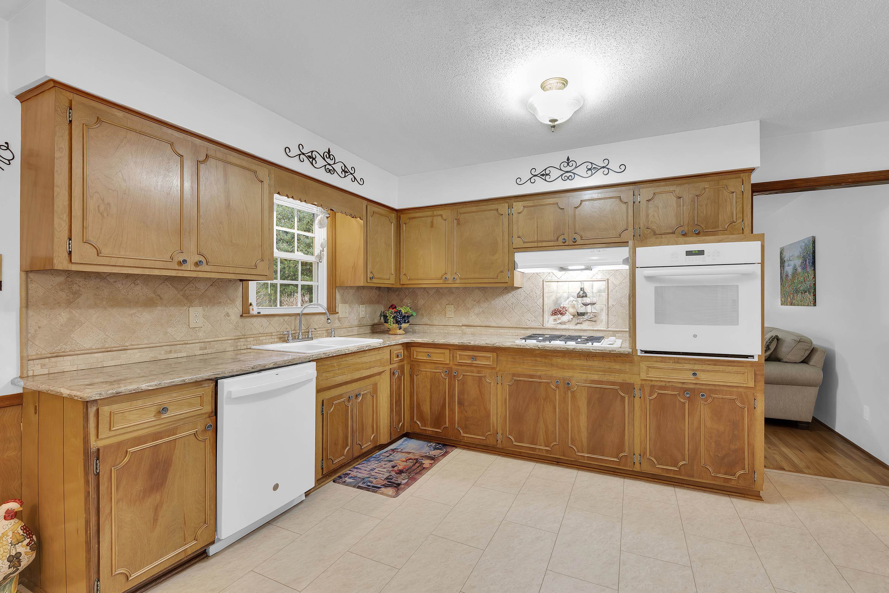 445 Harrell Drive Spartanburg, SC 29307 - Photo 6 of 30