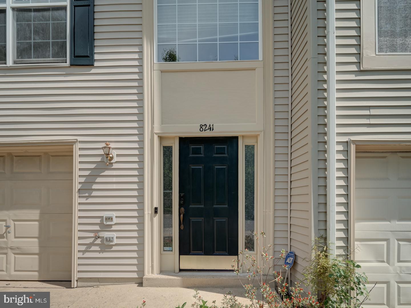 8241 Humphrey Lane Manassas, VA 20109 - Photo 4 of 55 a view of a entryway of the house