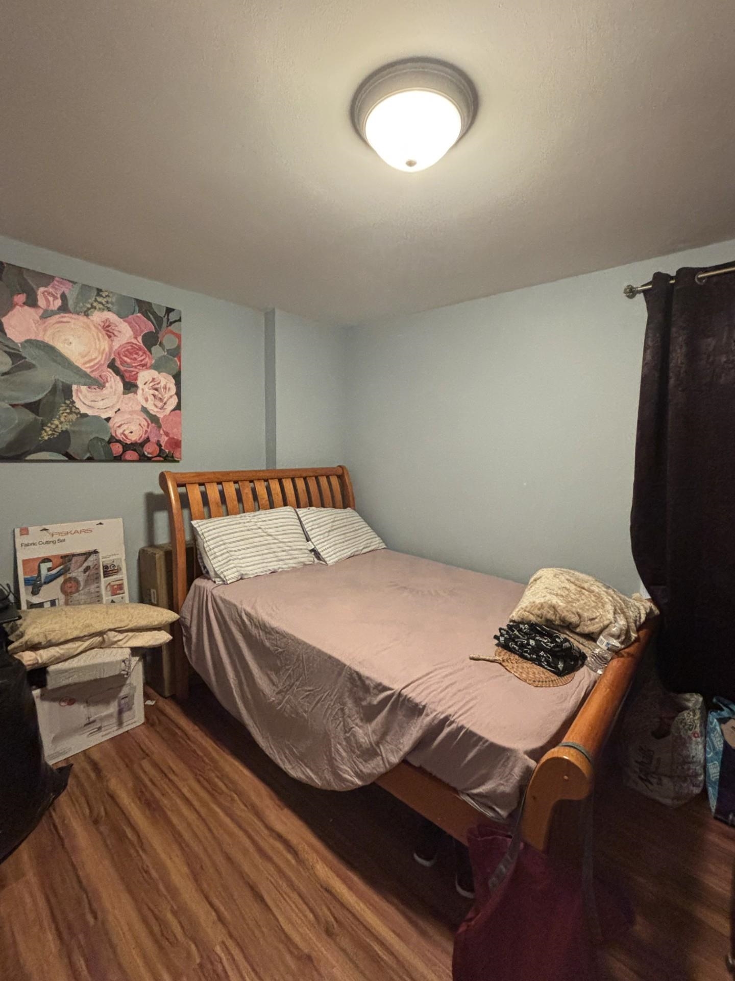 6 Hawthorne Drive Rio Grande, NJ 08242 - Photo 9 of 11 a bedroom with a bed and a window