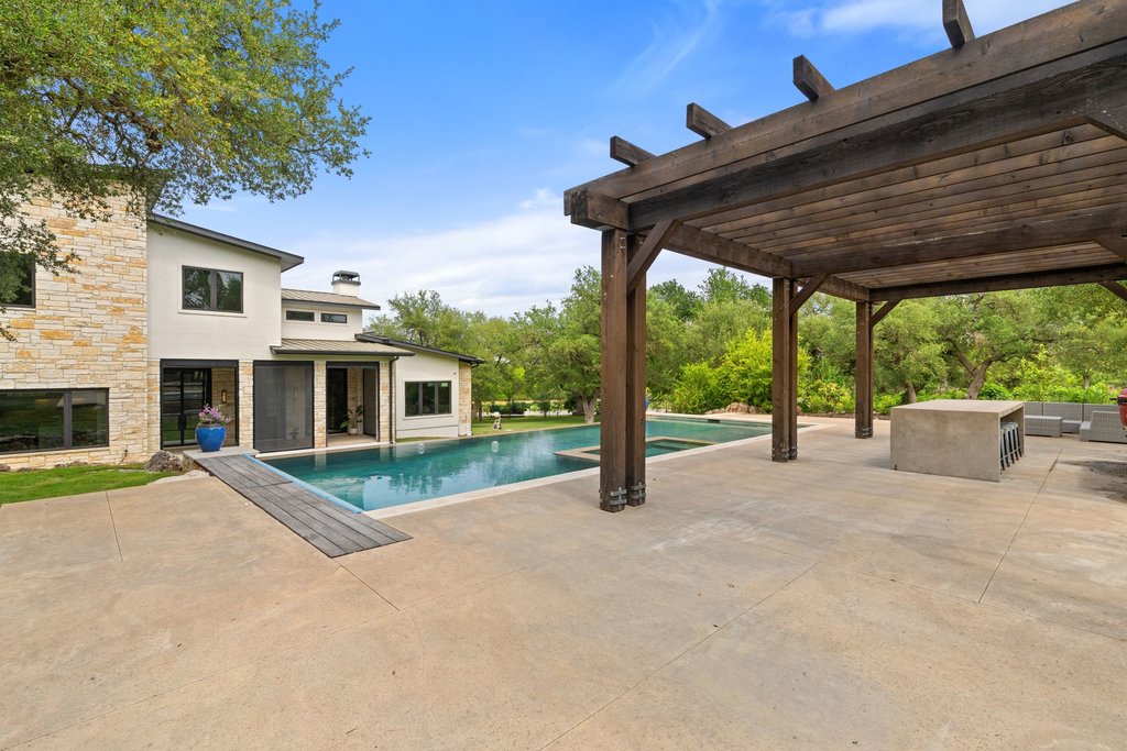 11002 Foundation Road Austin, TX 78726 - Photo 25 of 40 a view of a house with backyard and sitting area