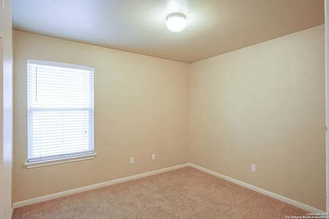 $1,400 | 1045 Misty Acres Drive, New Braunfels, TX 78130