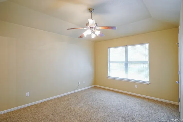 $1,400 | 1045 Misty Acres Drive, New Braunfels, TX 78130