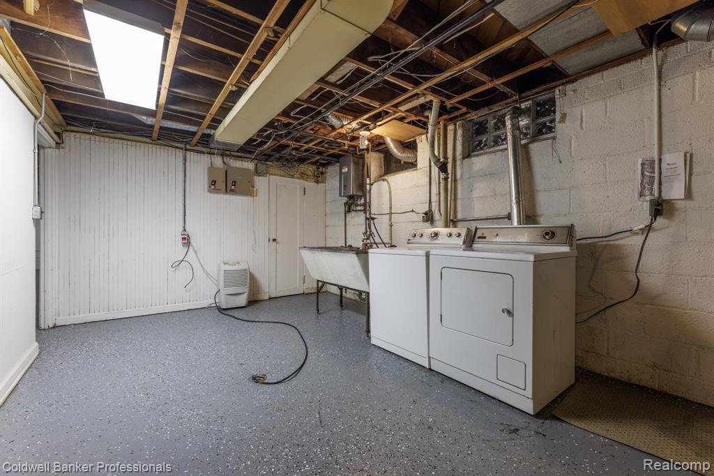 1018 Harvard Road Grosse Pointe, MI 48230 - Photo 33 of 40