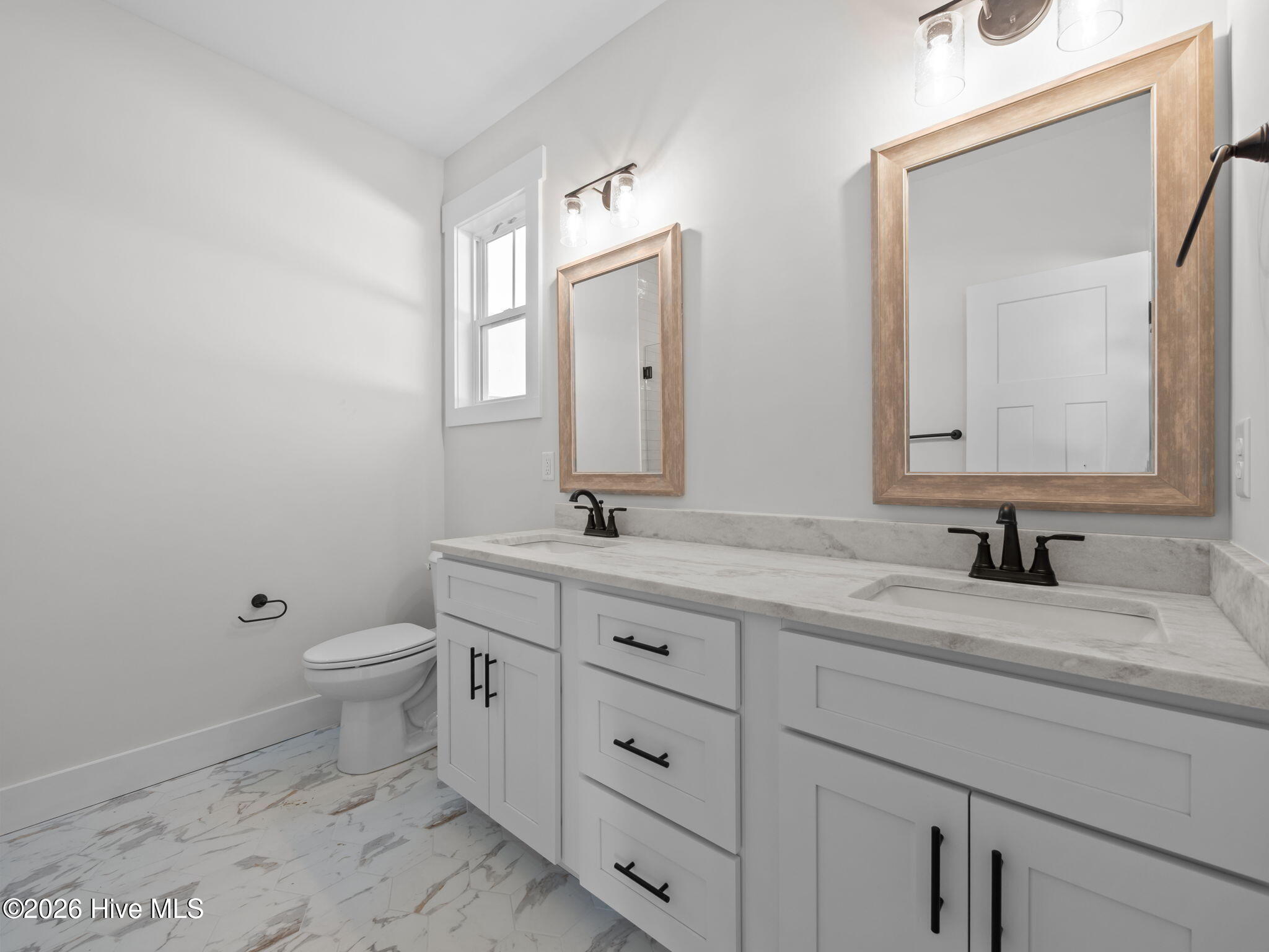 201 Coastline Circle Cedar Point, NC 28584 - Photo 24 of 68 Ensuite 1st floor