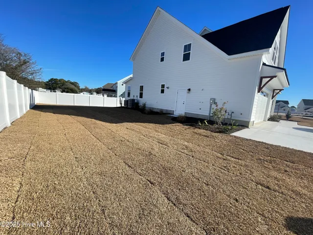 $615,000 | 201 Coastline Circle, Cedar Point, NC 28584