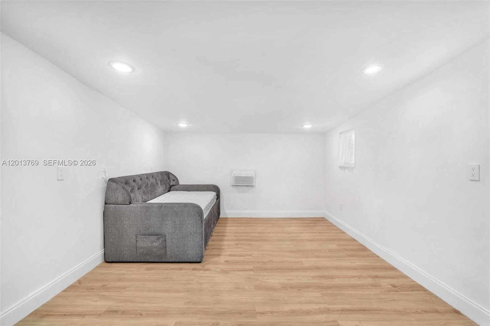 470 Northeast 113th Street, Unit 1 Miami, FL 33161 - Photo 36 of 56