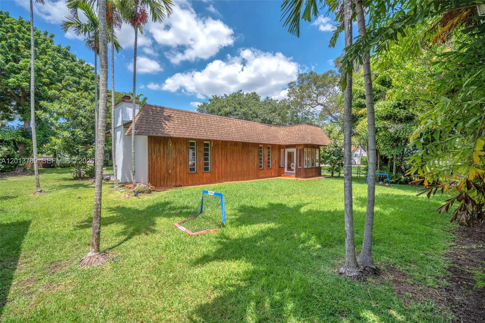 470 Northeast 113th Street, Unit 1 Miami, FL 33161 - Photo 48 of 56