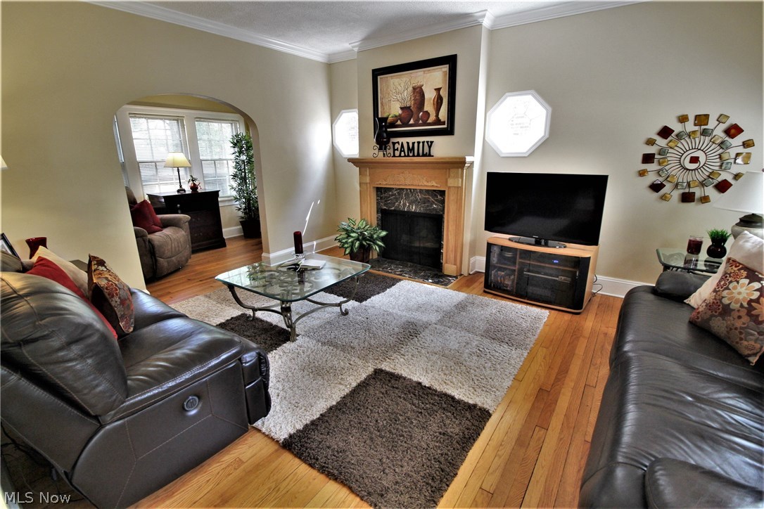 735 Ecton Road Akron, OH 44303 - Photo 6 of 28 Gallery Image 6