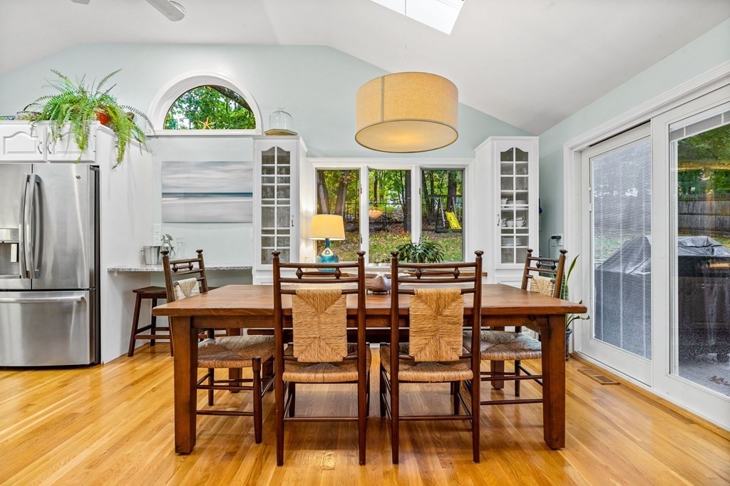 4 Autumn Circle Hingham, MA 02043 - Photo 11 of 38