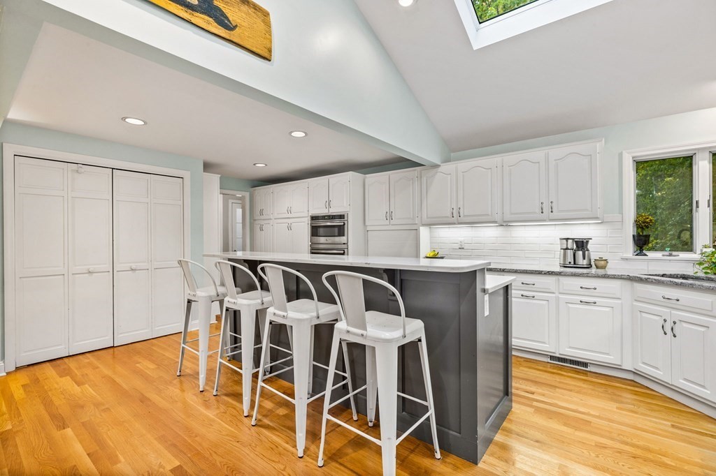 4 Autumn Circle Hingham, MA 02043 - Photo 15 of 38