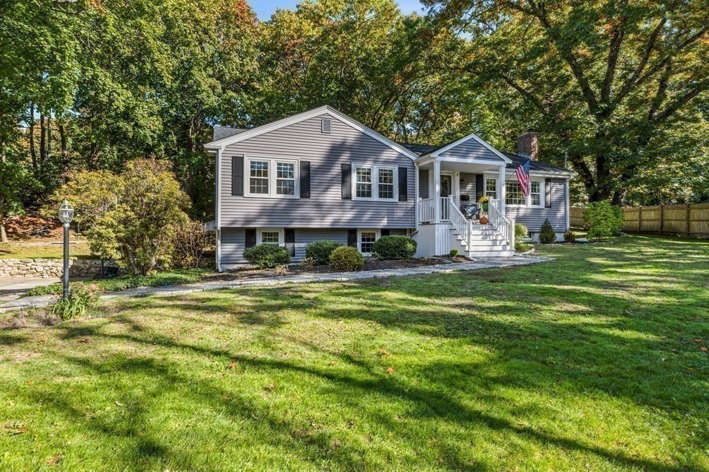 4 Autumn Circle Hingham, MA 02043 - Photo 34 of 38