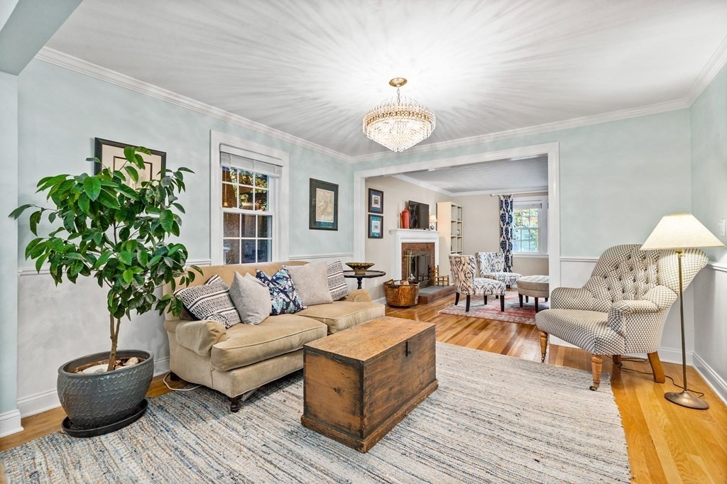 4 Autumn Circle Hingham, MA 02043 - Photo 10 of 38