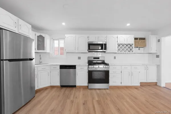 $975,000 | 224 West Broadway, Inwood, NY 11096