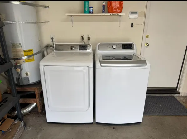 $325,000 | 1108 Cedar Creek Drive, Unit 1, Modesto, CA 95355