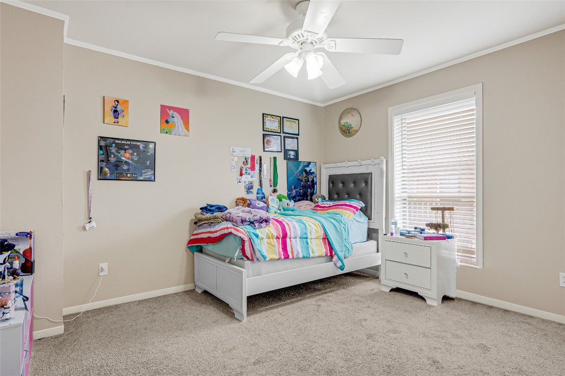 14724 Perthshire Road, Unit C Houston, TX 77079 - Photo 21 of 29 Another secondary bedroom.