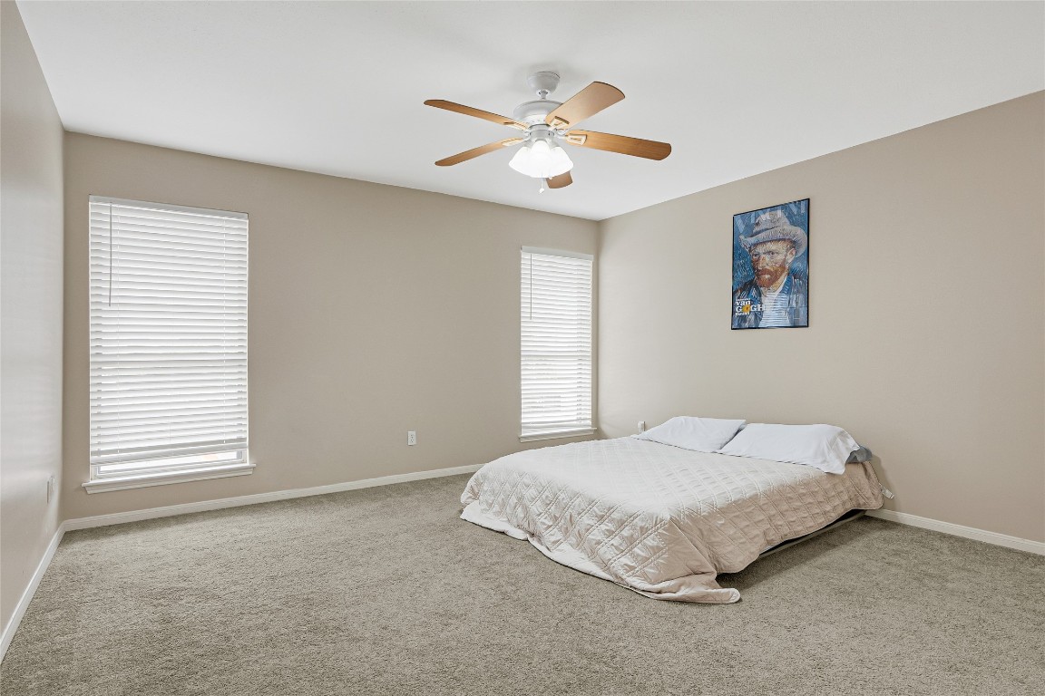 14724 Perthshire Road, Unit C Houston, TX 77079 - Photo 24 of 29 Very large 4th bedroom.