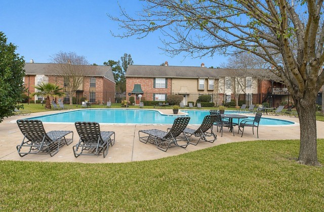14724 Perthshire Road, Unit C Houston, TX 77079 - Photo 29 of 29 Community pool area.