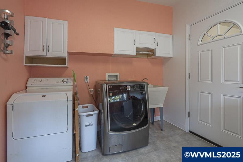 16070 Oakdale Road Dallas, OR 97338 - Photo 32 of 49