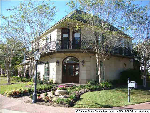 924 Crown Way Baton Rouge, LA 70806 - Photo 1 of 26 Gallery Image 1