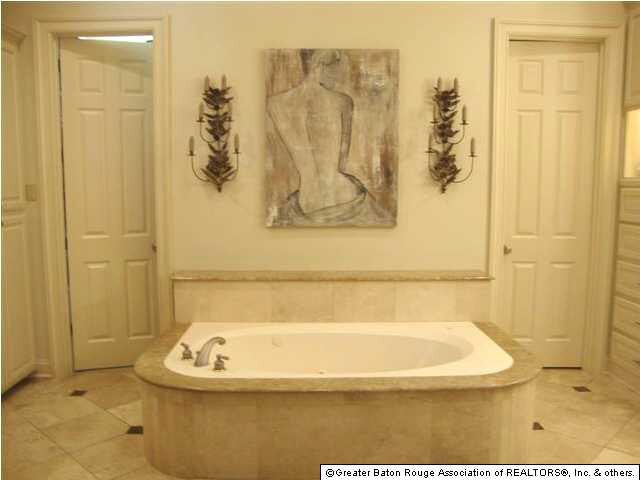 924 Crown Way Baton Rouge, LA 70806 - Photo 17 of 26 Gallery Image 17
