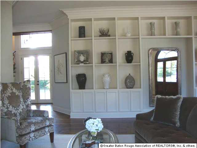924 Crown Way Baton Rouge, LA 70806 - Photo 2 of 26 Gallery Image 2