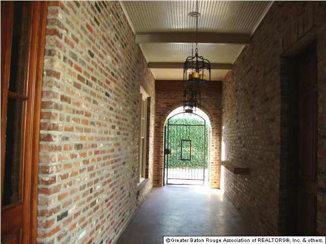 924 Crown Way Baton Rouge, LA 70806 - Photo 23 of 26 Gallery Image 23