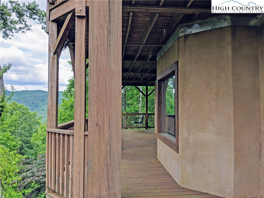375 Deer Run Road Deep Gap, NC 28618 - Photo 33 of 44