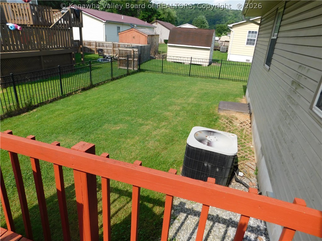 111 Rolling Acres Road Winfield, WV 25213 - Photo 10 of 11 Gallery Image 10