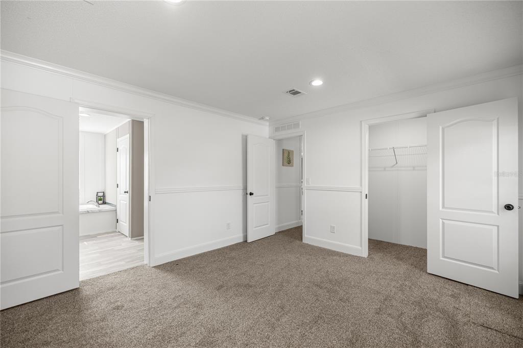 1550 Northeast 162nd Street Citra, FL 32113 - Photo 16 of 33 a view of an empty room