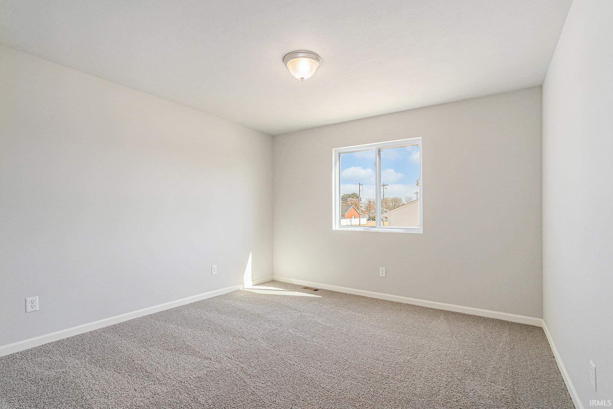 1295 Mitchell Drive Rochester, IN 46975 - Photo 8 of 27 Gallery Image 8