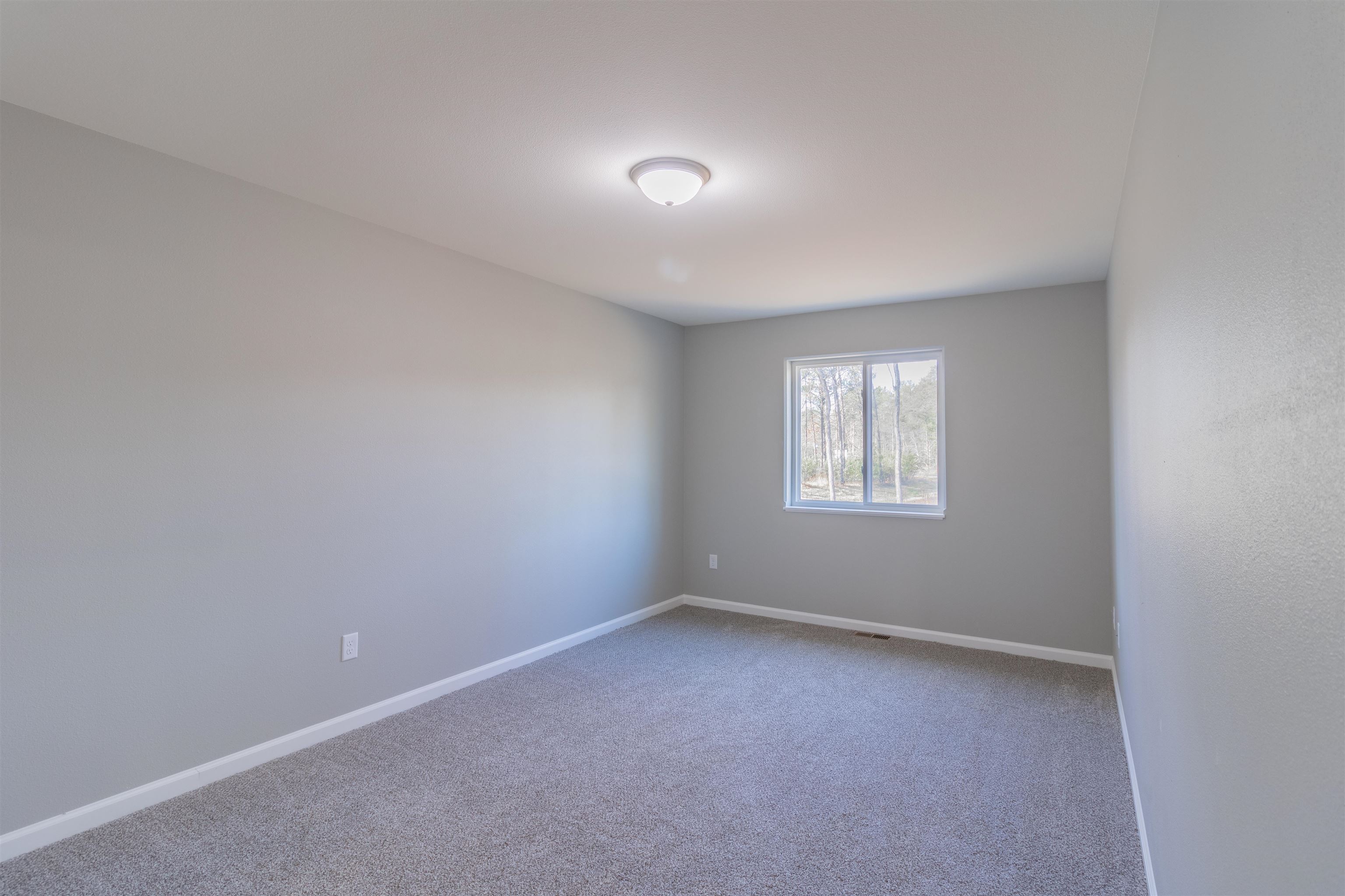 220 Leonard Street Stevens Point, WI 54482 - Photo 9 of 17