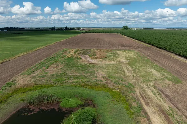 $495,000 | 26149 Edwards Avenue, Escalon, CA 95320