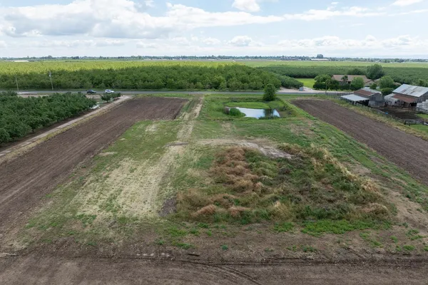 $495,000 | 26149 Edwards Avenue, Escalon, CA 95320