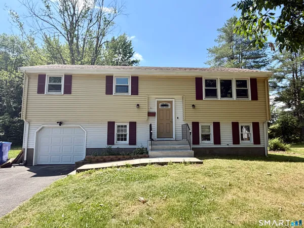 $3,200 | 31 Forest Lane, Bloomfield, CT 06002