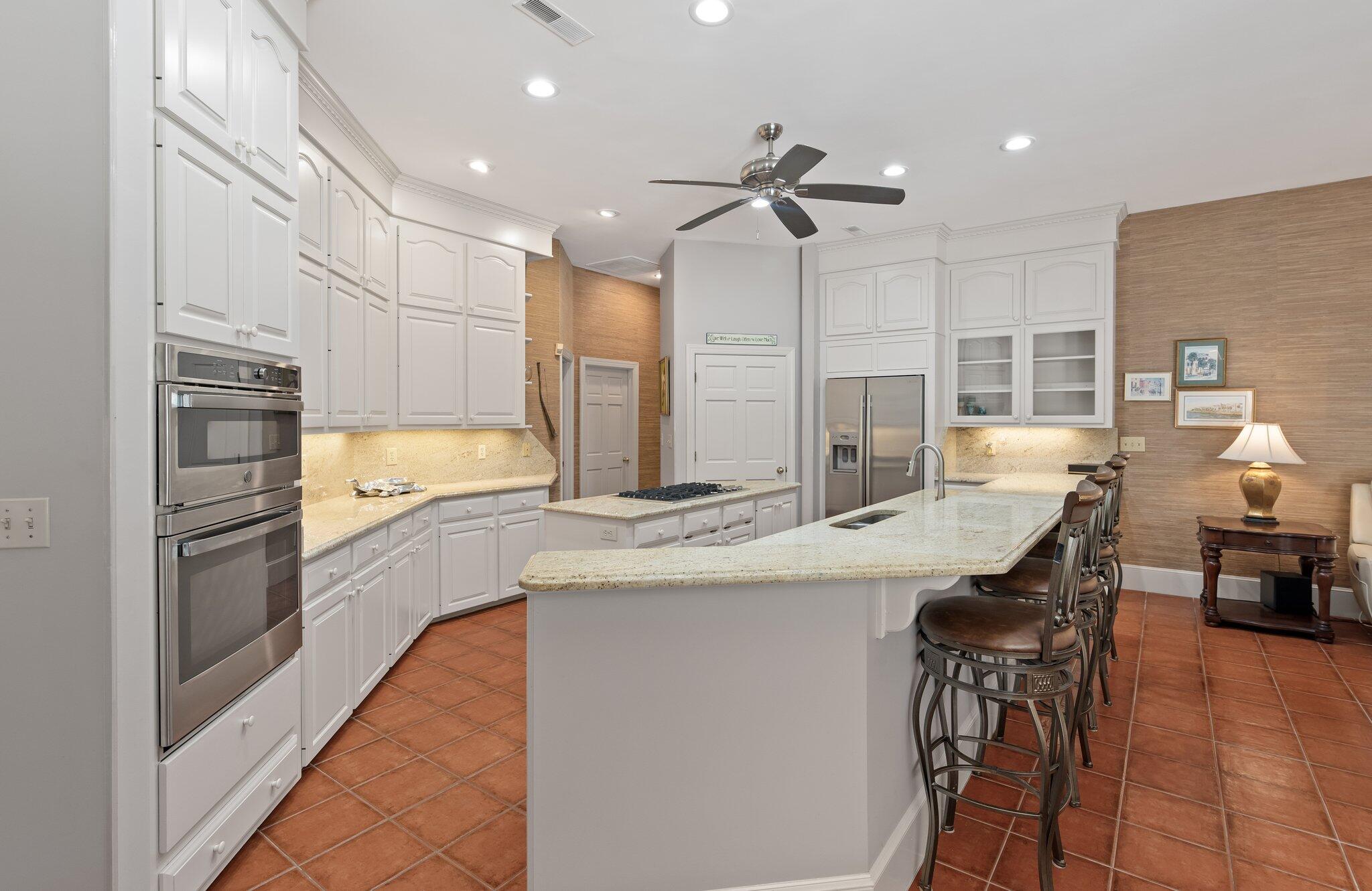6036 Postell Drive Ravenel, SC 29470 - Photo 15 of 49 Kitchen
