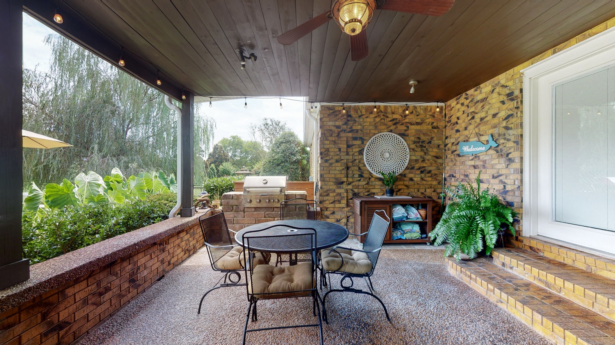 207 Bethlehem Road Lebanon, TN 37087 - Photo 25 of 35 a view of a porch with chairs and a table
