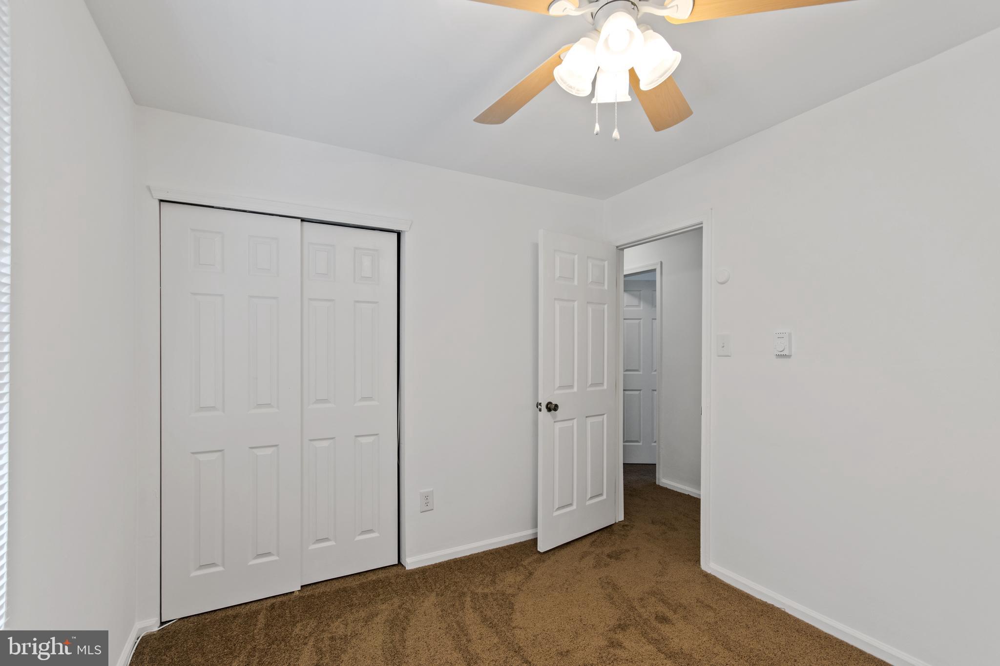 122 Hampshire Road Sicklerville, NJ 08081 - Photo 17 of 18 Gallery Image 17