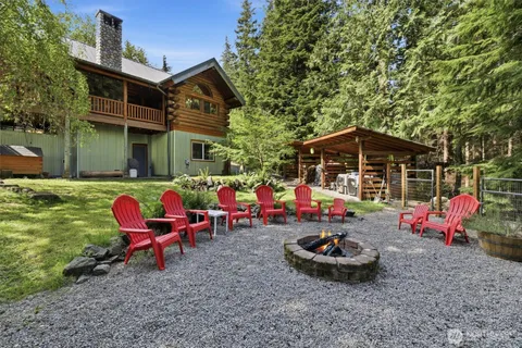 $970,000 | 34184 Southeast 327th Place, Ravensdale, WA 98051