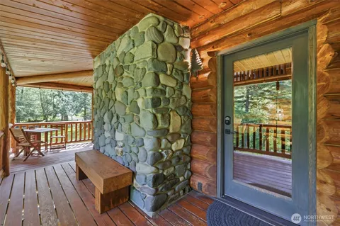 $970,000 | 34184 Southeast 327th Place, Ravensdale, WA 98051