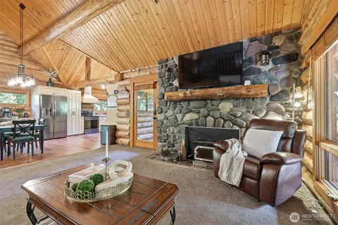 $970,000 | 34184 Southeast 327th Place, Ravensdale, WA 98051