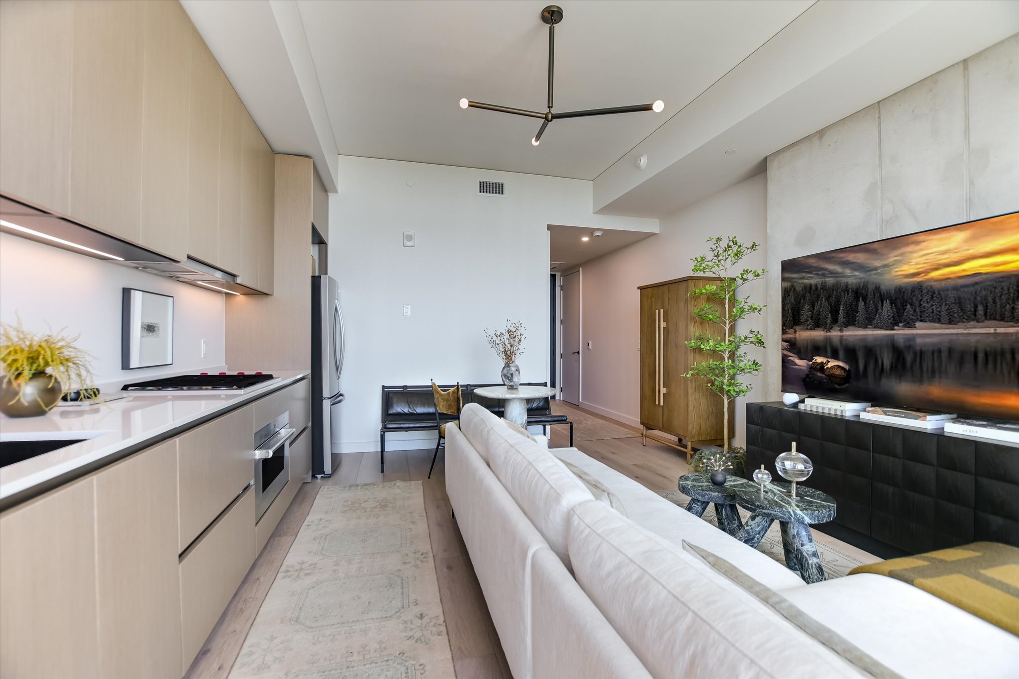 610 Davis Street, Unit 2607 Austin, TX 78701 - Photo 26 of 29 photo shown is of a similar floor plan on the 40th floor