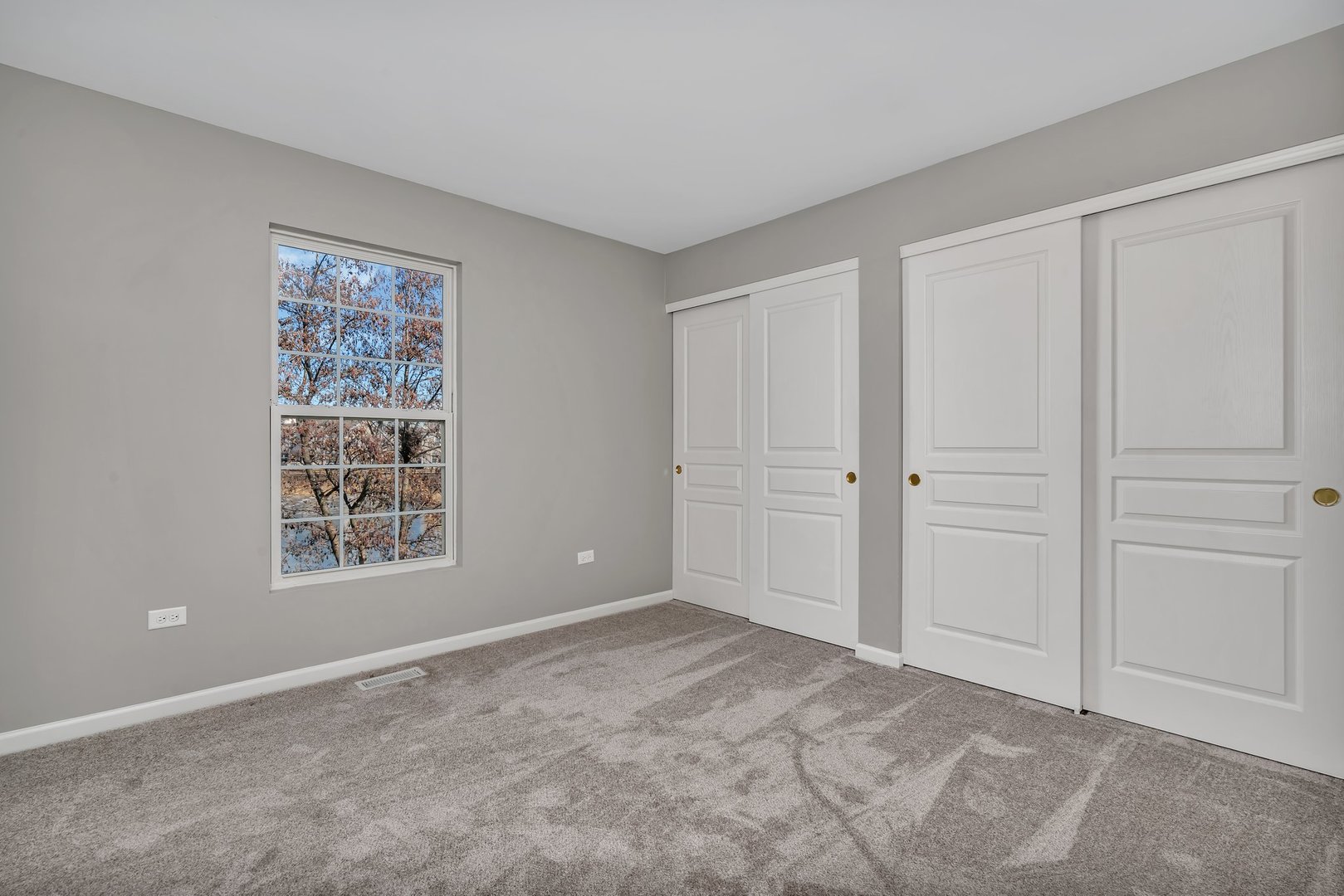 15340 Pinewood Road Lockport, IL 60441 - Photo 17 of 31 a view of an empty room with a window