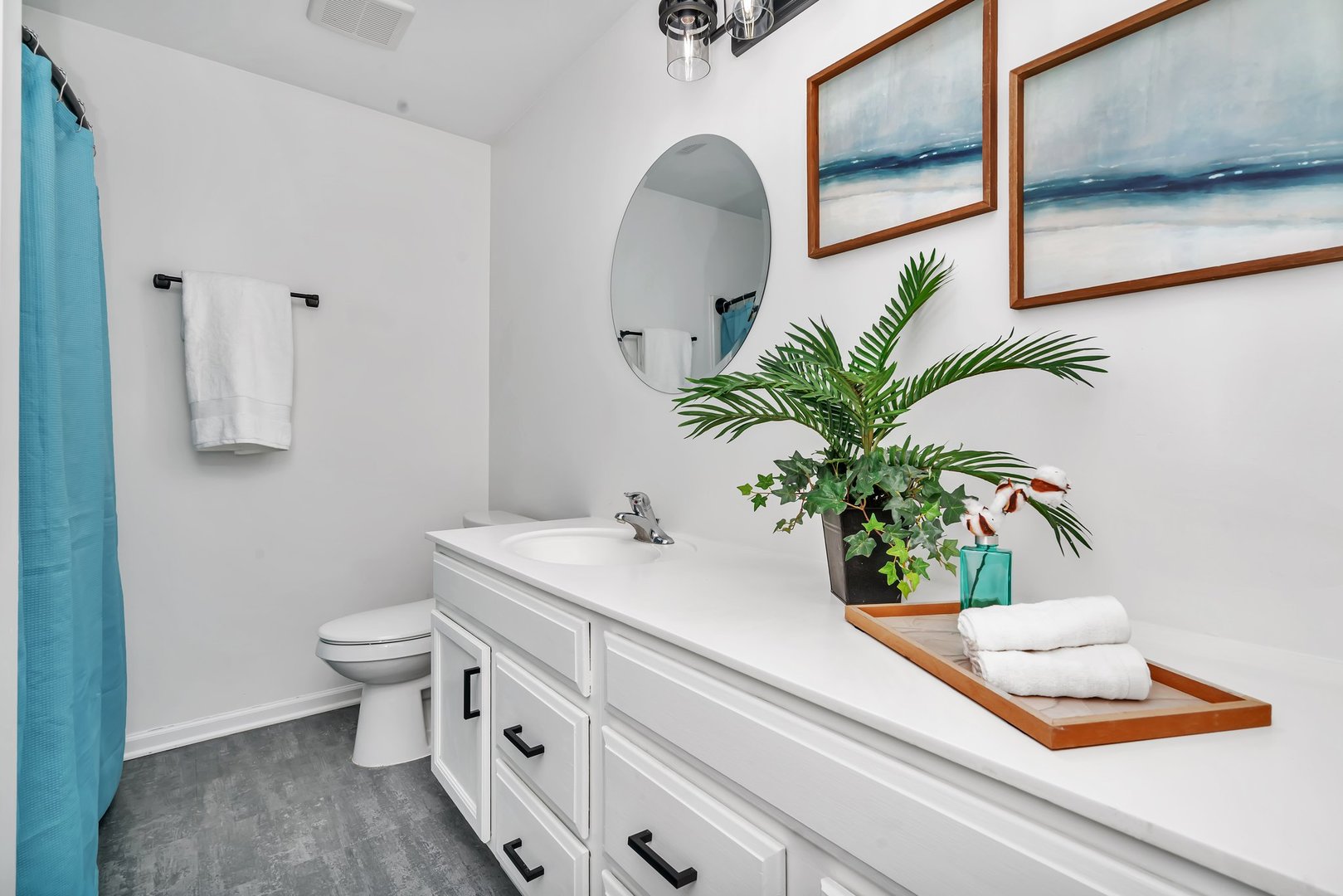 15340 Pinewood Road Lockport, IL 60441 - Photo 23 of 31 a bathroom with a sink a toilet and a mirror