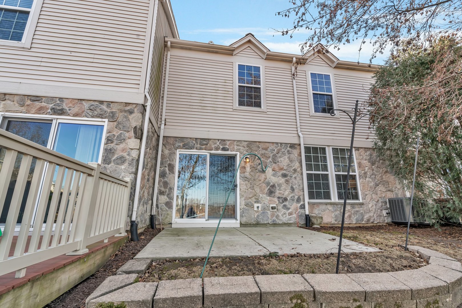 15340 Pinewood Road Lockport, IL 60441 - Photo 24 of 31 a front view of a house with street