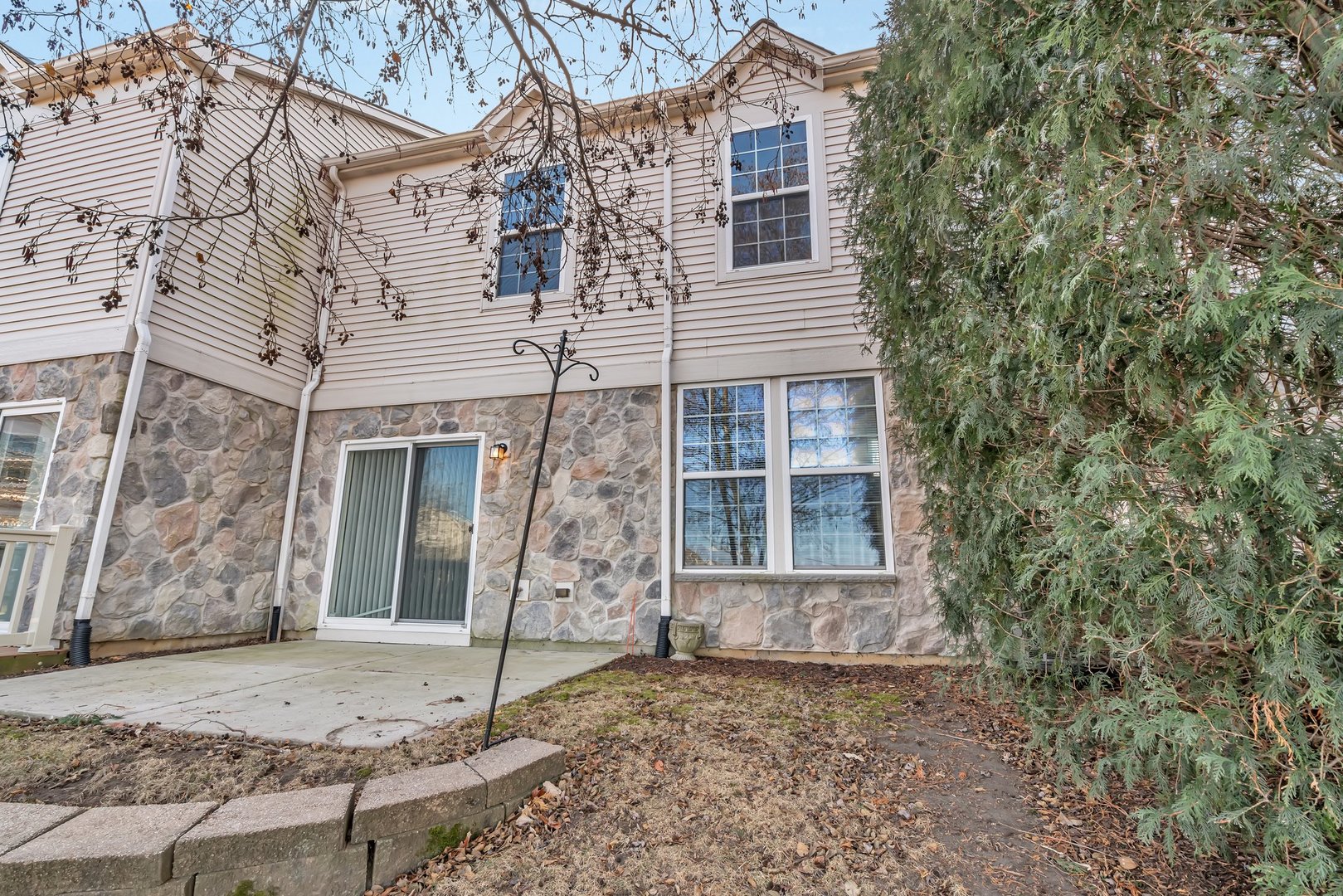 15340 Pinewood Road Lockport, IL 60441 - Photo 26 of 31 a front view of a house with a tree